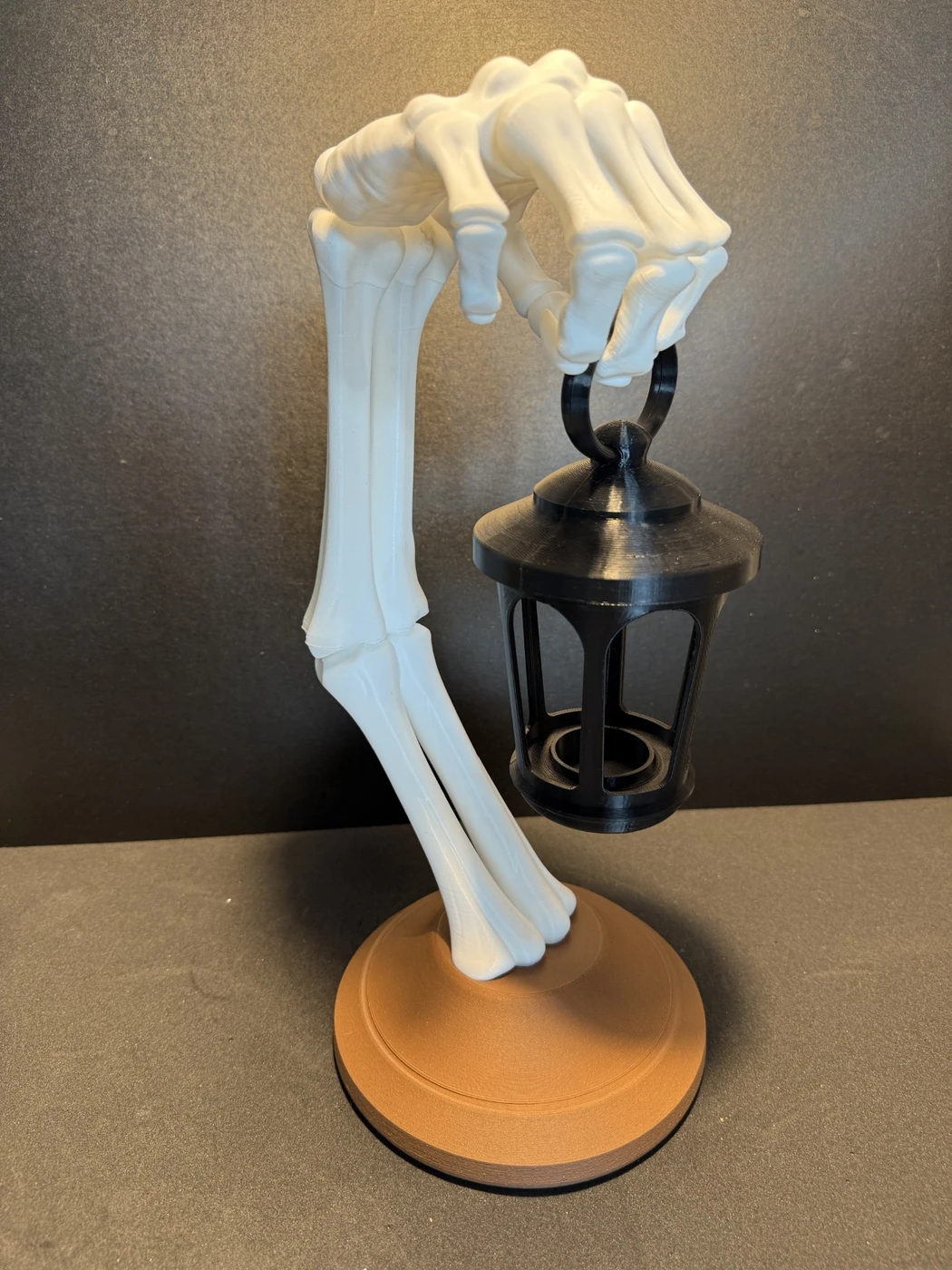 Diritech3D İskelet El Fener Tutucu Dekoratif Figür - Gotik Masaüstü Dekoru – fotoğraf 1