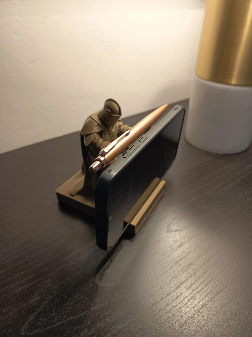 Diritech3D Şövalye Kalem ve Telefon Tutucu - Masaüstü Organizer – fotoğraf 1