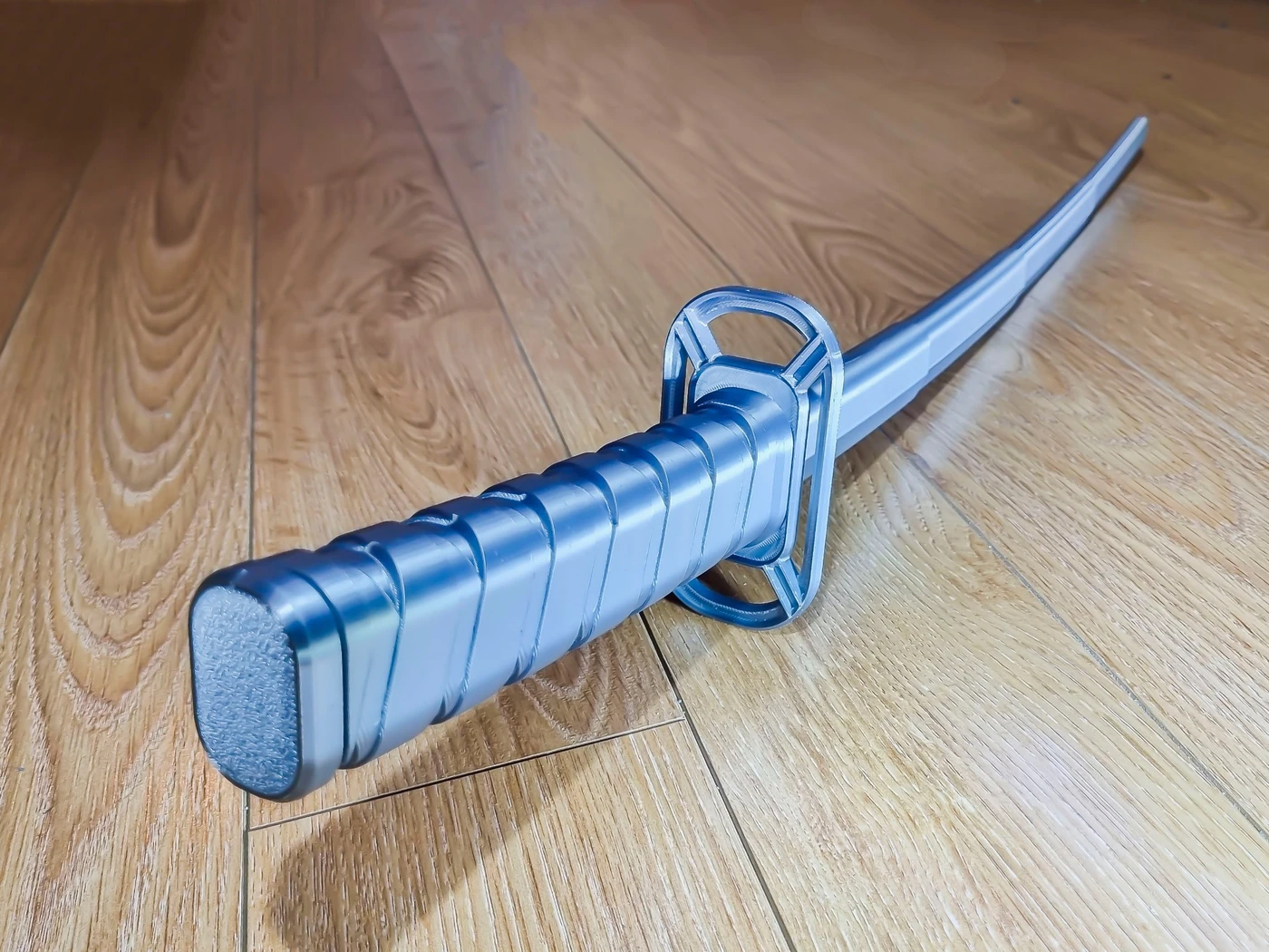 Diritech3D Katana Kılıç Dekoratif Masaüstü Figürü - Dikey Standlı Samuray Kılıcı – fotoğraf 1